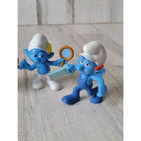 McDonald's 2013 Smurf vanity painter handy farmer toy figure set - Picture 5 of 9